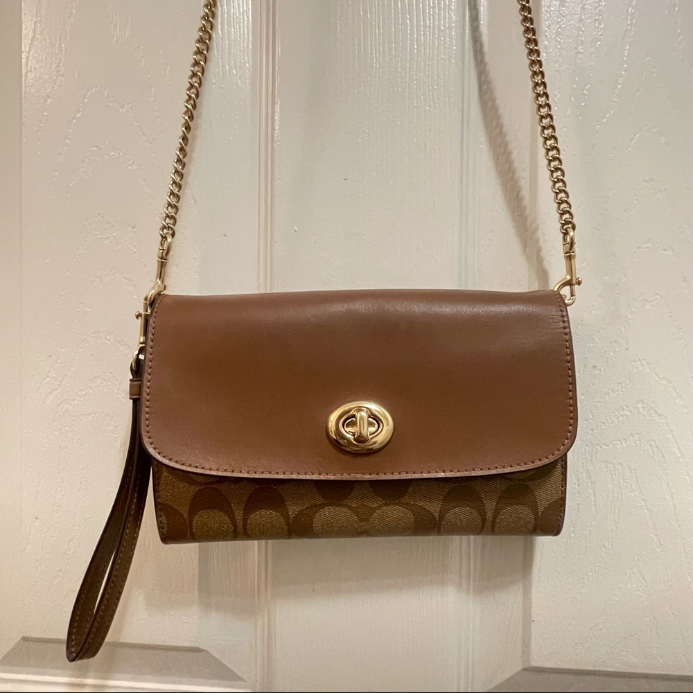 Coach Crossbody Clutch In Signature Canvas